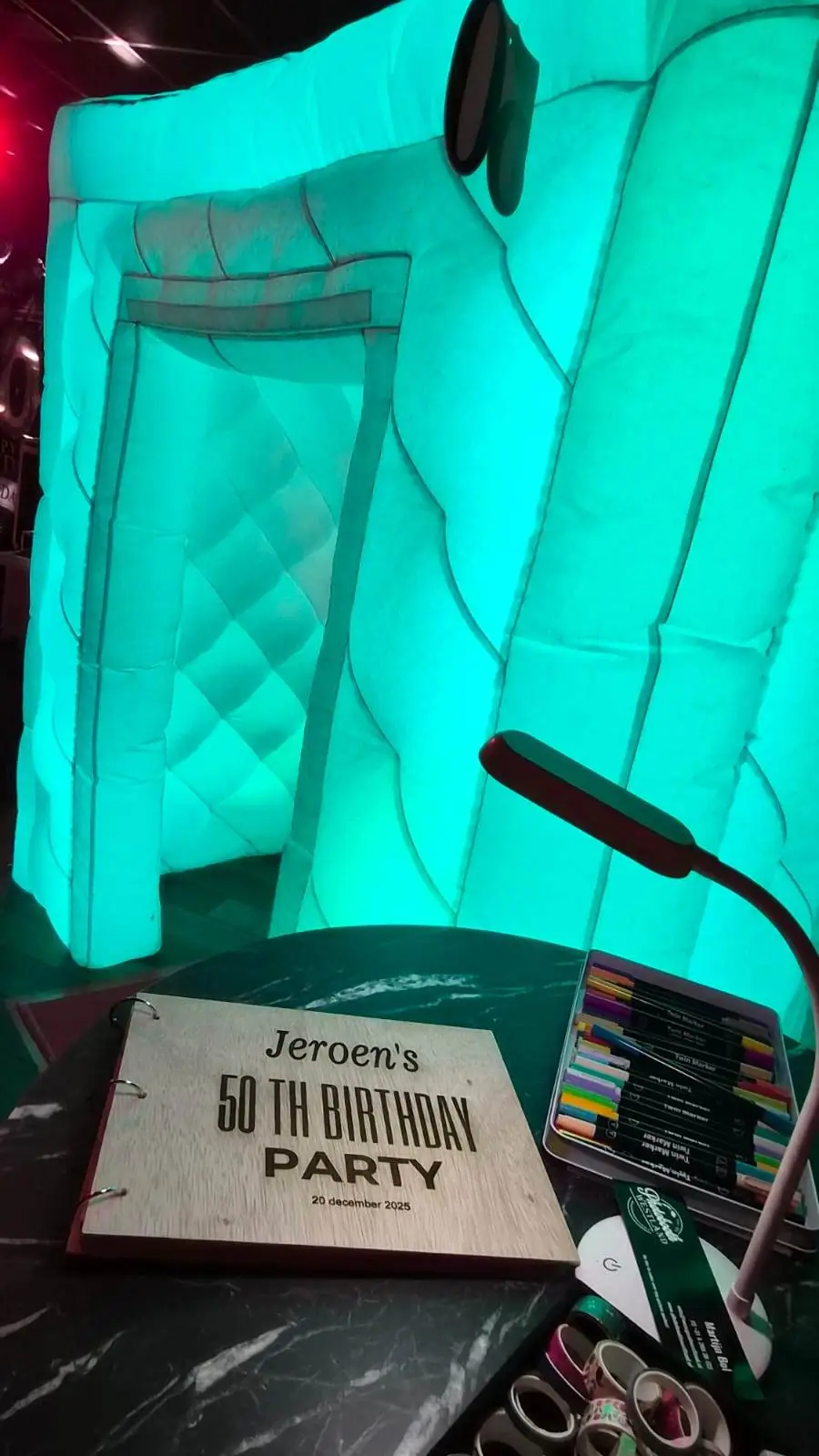 Opblaasbare Photobooth interieur met sfeerverlichting